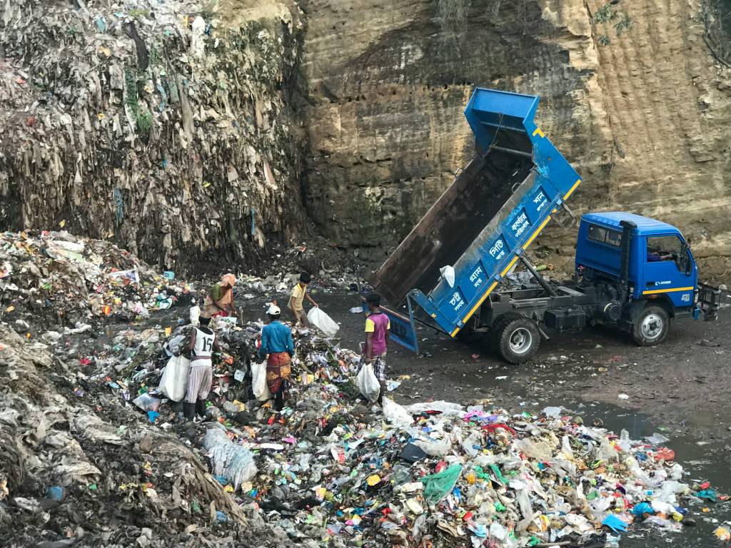 A picture of a landfill